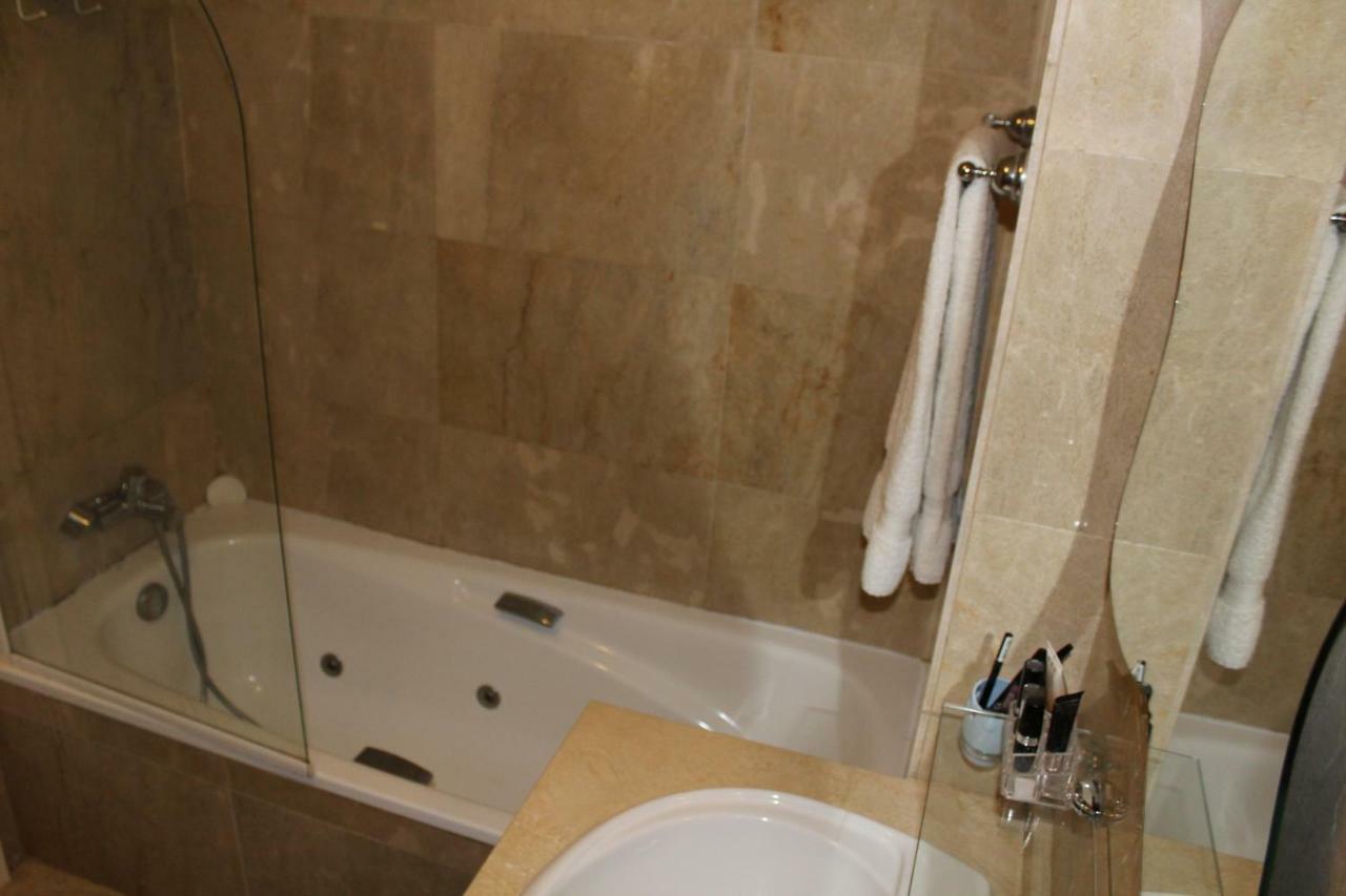 Duquesa Suites. Manilva San Luis de Sabinillas Exterior foto